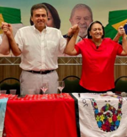 O ETERNO CARONA: CARLOS EDUARDO TENTA O “BEIJA-MÃO” NO PT PARA RESSUSCITAR SEU DESTINO POLÍTICO EM 2026