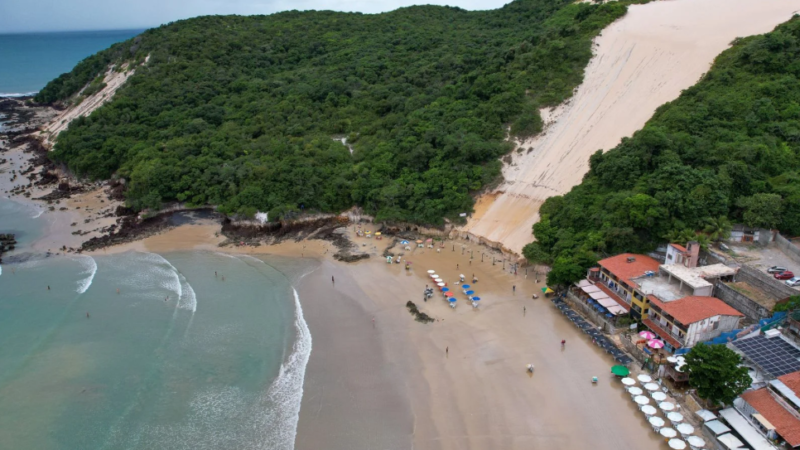 PONTA NEGRA DE CARA NOVA: PREFEITURA HOMOLOGA LICITAÇÃO PARA INSTALAÇÃO DE QUADRAS ESPORTIVAS NA AREIA