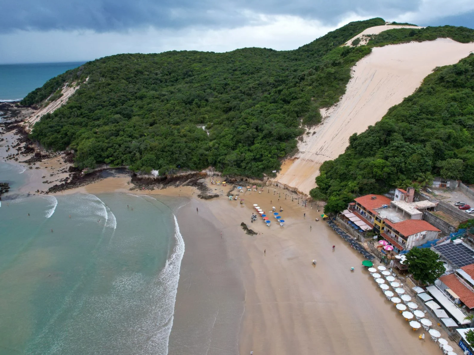 PONTA NEGRA DE CARA NOVA: PREFEITURA HOMOLOGA LICITAÇÃO PARA INSTALAÇÃO DE QUADRAS ESPORTIVAS NA AREIA