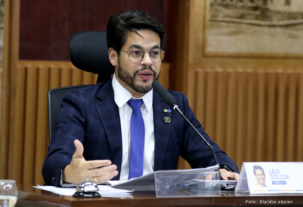 FISCALIZAÇÃO: VEREADOR LEO SOUZA ATUALIZA POPULAÇÃO SOBRE PRAZOS DA LICITAÇÃO DO TRANSPORTE PÚBLICO EM NATAL